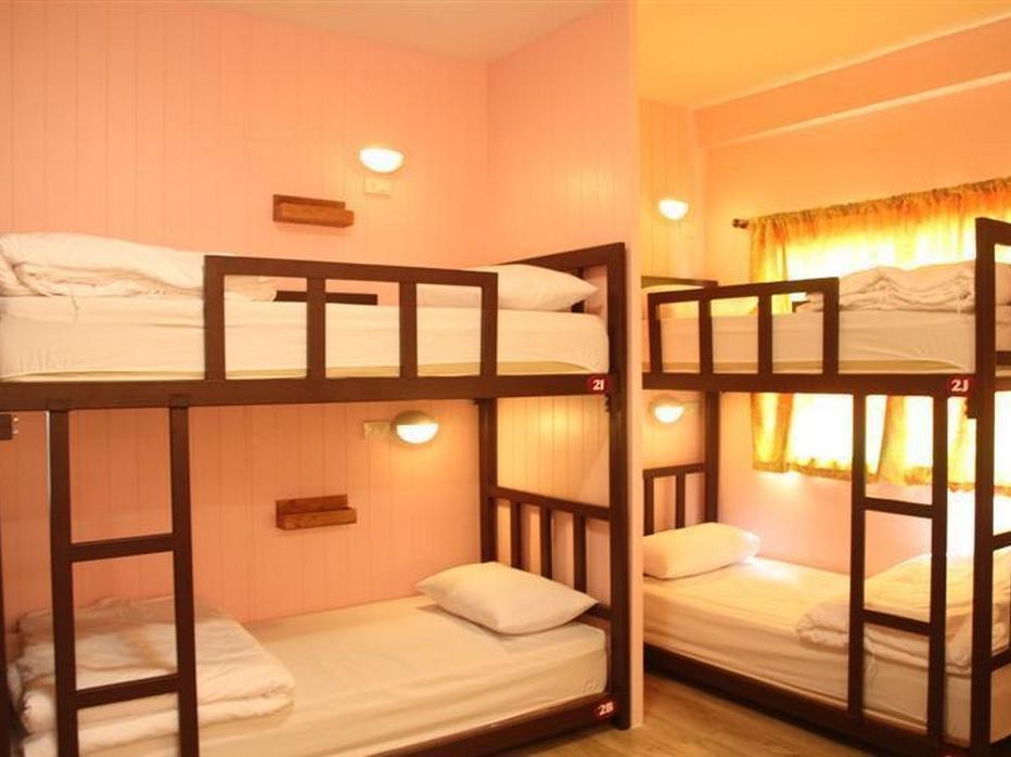 Khaosan Immjai Hostel Банкок Екстериор снимка